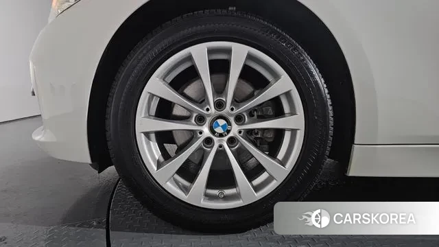 BMW 3 Series (F30) id 3375327 из Кореи 14