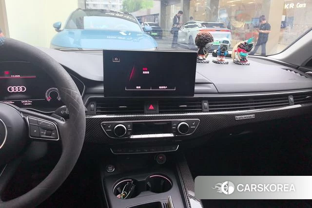 Audi A4L id 4277772 из Китая 11