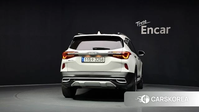 Kia Seltos id 4671404 из Кореи 14