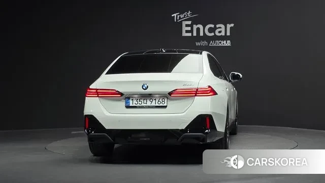 BMW 5 Series (G60) id 3554746 из Кореи 14