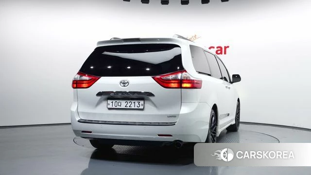 Toyota Sienna id 3867382 из Кореи 14