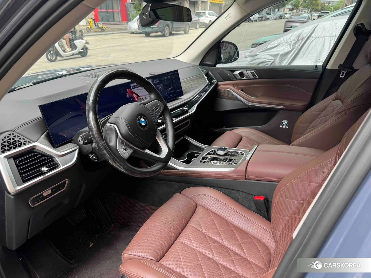 BMW X7 2022 Серебристо-серый из Китая, фото 5