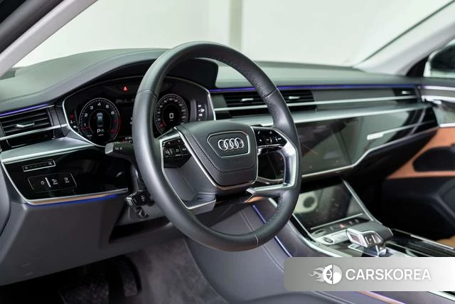 Audi A8 id 4263804 из Китая 22