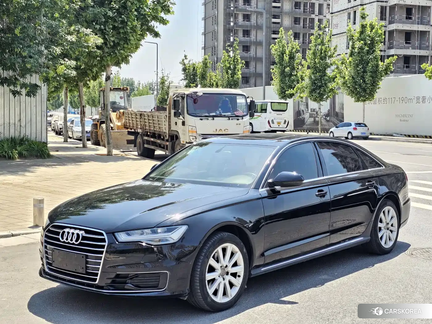 Audi A6L id 4547601 из Китая 7