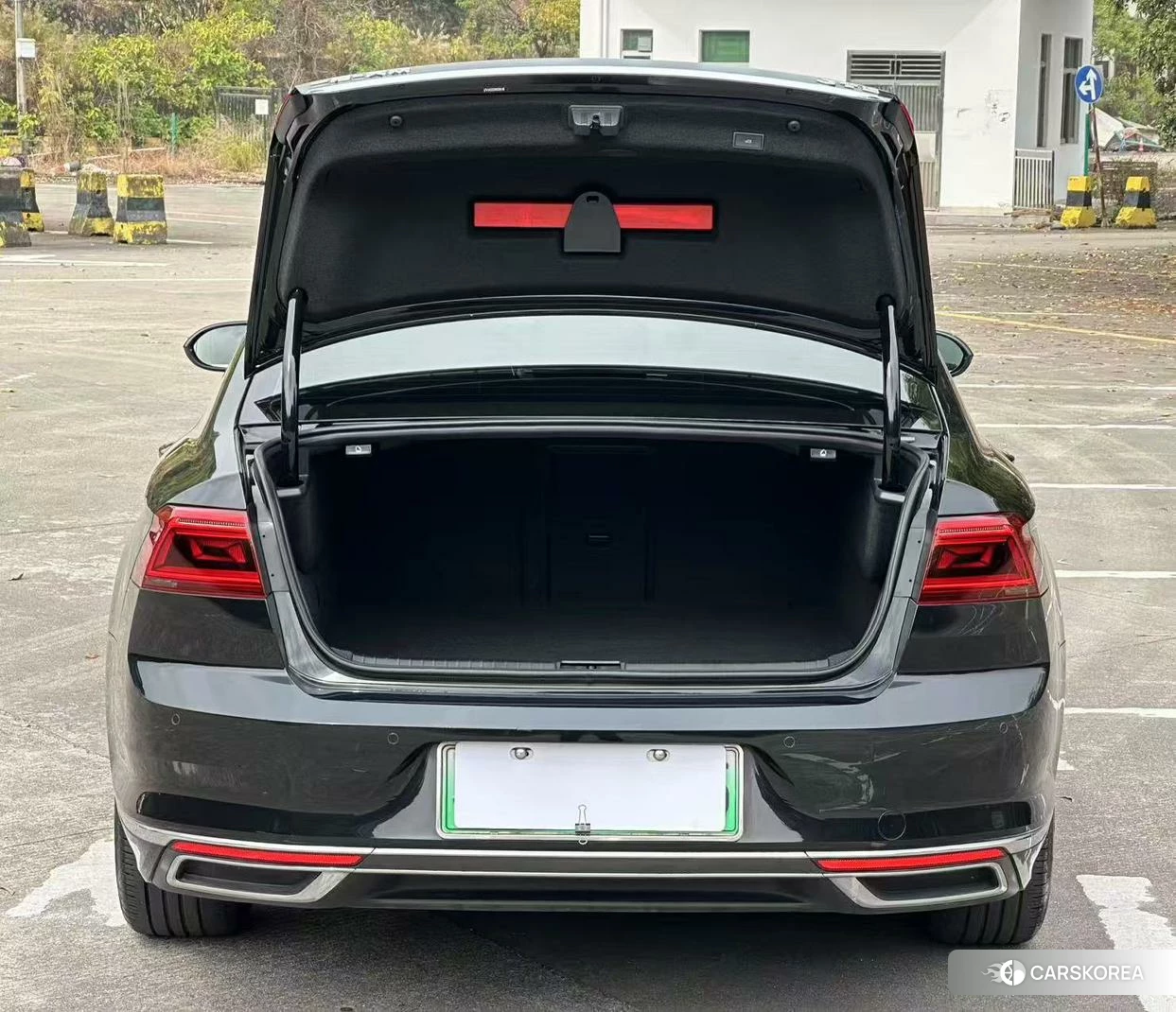 Volkswagen Magotan PHEV id 4440673 из Китая 12