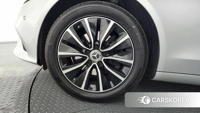 Mercedes-Benz C-Class W205 id 4188088 из Кореи 31