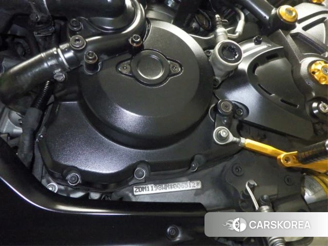 Engine photo