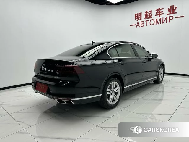 Volkswagen Magotan id 4359446 из Китая 11