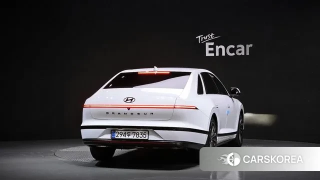 Hyundai Grandeur Hybrid (GN7) id 3732029 из Кореи 14