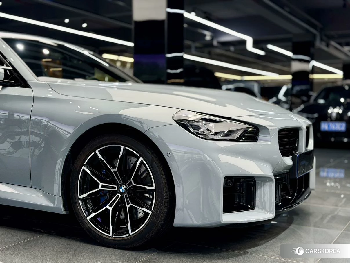 BMW M2 2024 Серебристо-серый из Китая, фото 6