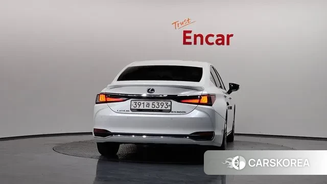 Lexus ES300h 7th generation id 3540992 из Кореи 14