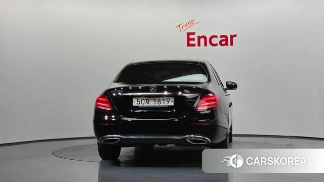 Mercedes-Benz E-Class W213 id 4662802 из Кореи 28