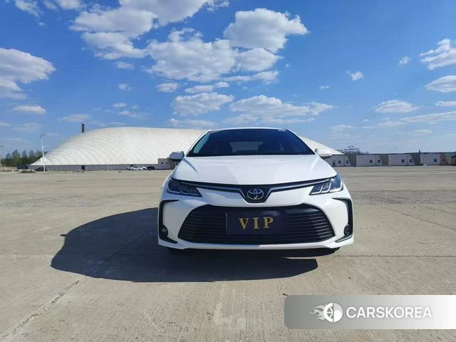 Toyota Corolla 2023 Белый из Китая, фото 5