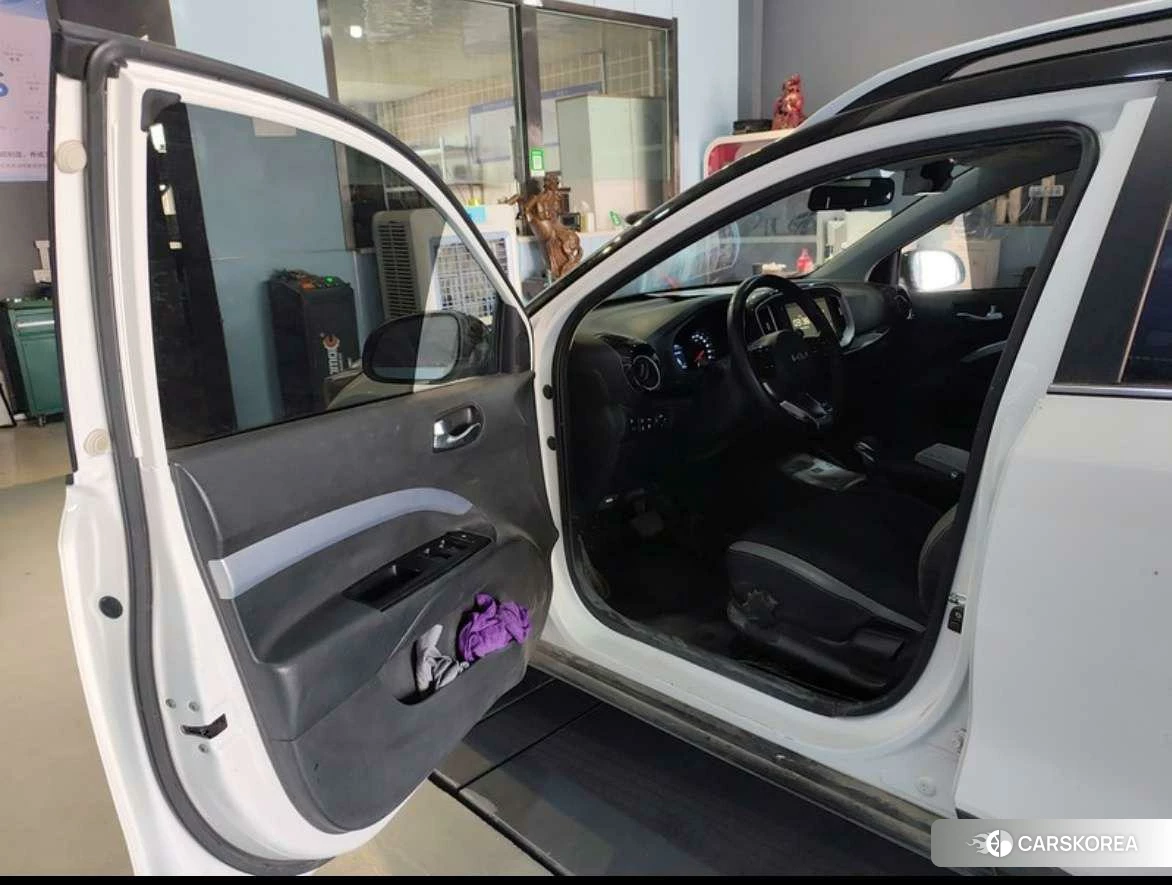 Kia KX1 2021 Белый из Китая, фото 4