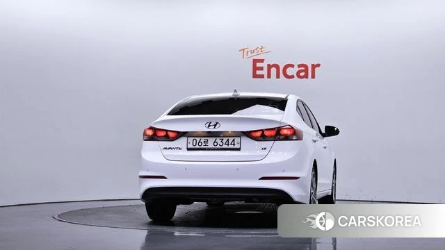 Hyundai Avante AD id 4318205 из Кореи 24