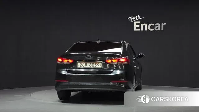 Hyundai Avante AD id 3325239 из Кореи 14