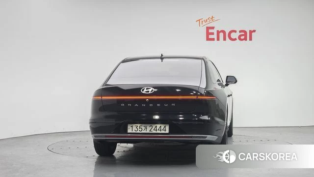 Hyundai Grandeur (GN7) id 4349615 из Кореи 14