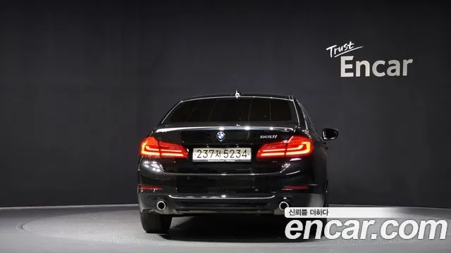 BMW 5 Series (G30) id 2907671 из Кореи 14