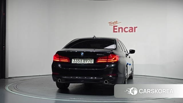 BMW 5 Series (G30) id 4937220 из Кореи 14