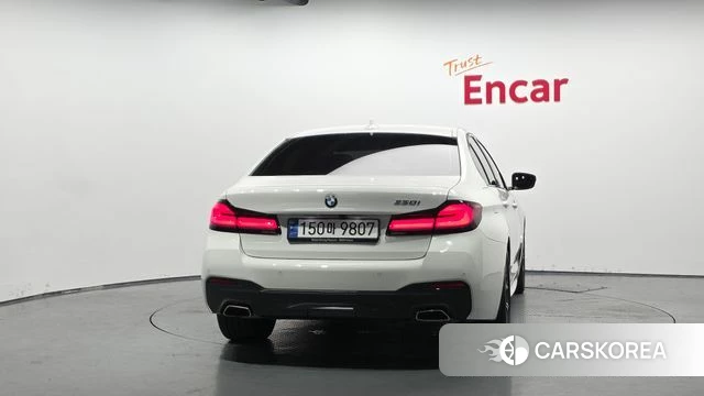 BMW 5 Series (G30) id 4591438 из Кореи 26