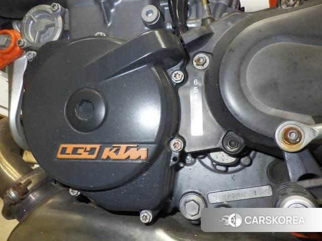 Engine photo