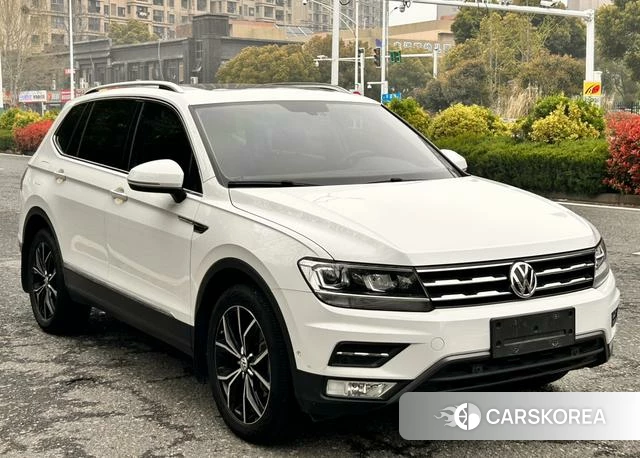 Volkswagen Tiguan L id 4265559 из Китая 11