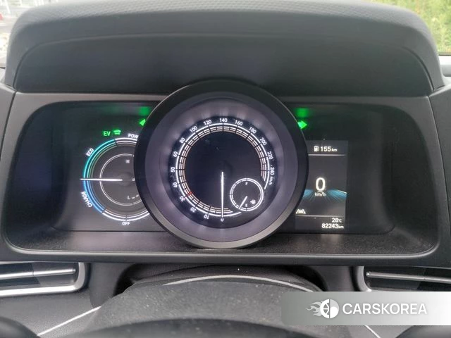 Hyundai Avante Hybrid (CN7) 2022 Серебристо-серый из Кореи, фото 4