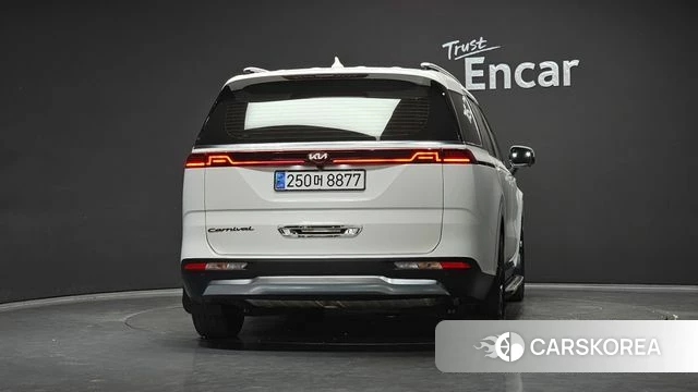 Kia Carnival 4th generation id 4899789 из Кореи 24