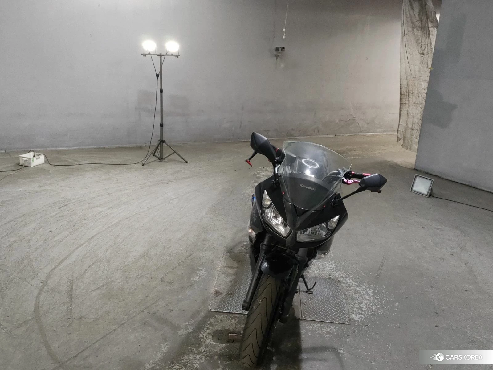 Проданный Kawasaki NINJA 400R 2011 из Японии, фото 4