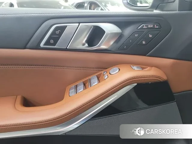 BMW X7 (G07) id 3437059 из Кореи 14