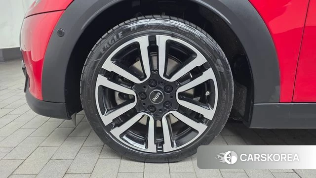 Mini Cooper S Convertible id 4725188 из Кореи 27
