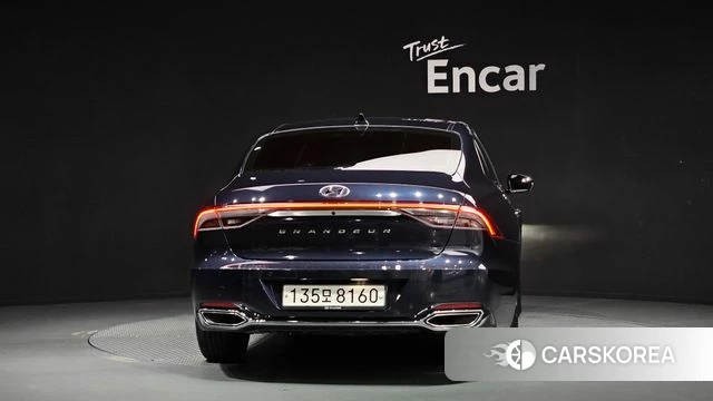 Hyundai The New Grandeur IG Hybrid id 4496386 из Кореи 24