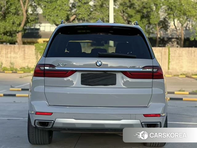 BMW X7 id 4299626 из Китая 13
