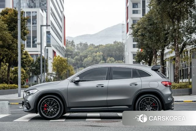 Mercedes-Benz GLA AMG 2023 Темно-серый из Китая, фото 6