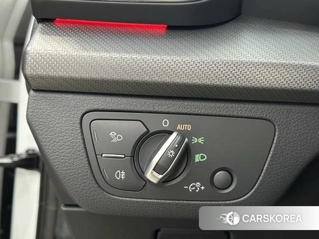 Audi Q5L id 4253376 из Китая 17