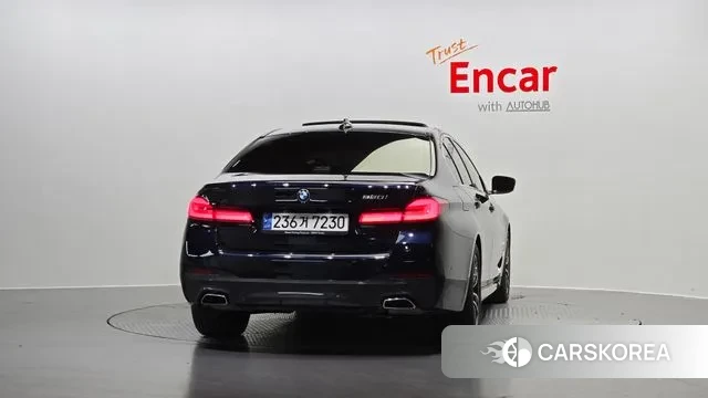 BMW 5 Series (G30) id 2989525 из Кореи 14