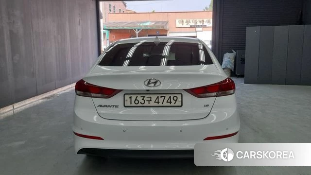 Hyundai Avante AD id 4397839 из Кореи 11
