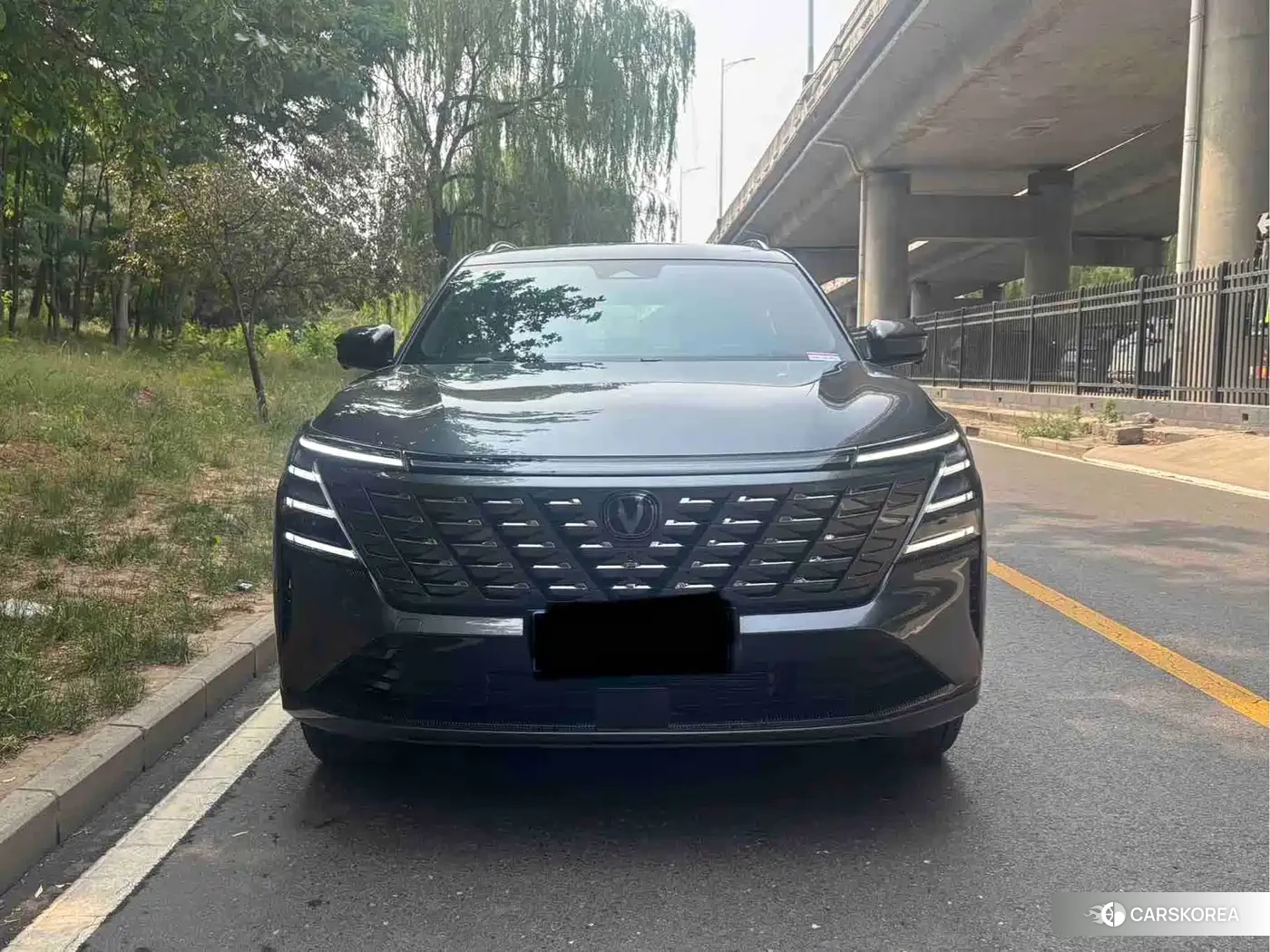 Chang'an Changan CS75PLUS 2025 Silver/gray из Китая, фото 4
