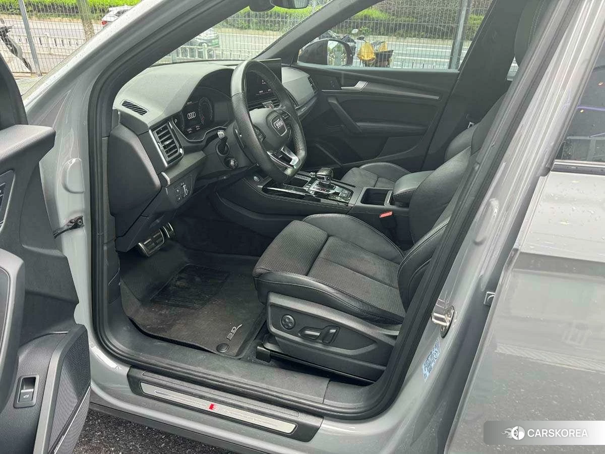Audi Q5L id 4514907 из Китая 10
