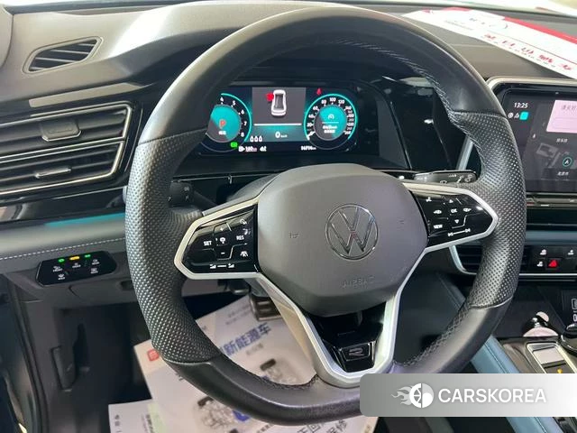 Volkswagen Tourang 2023 Другой из Китая, фото 4