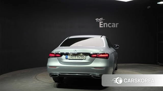 Mercedes-Benz E-Class W213 id 4309378 из Кореи 25