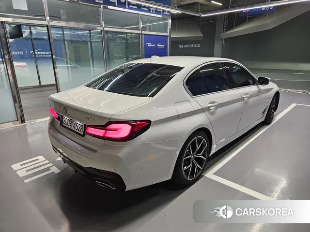 BMW 5 Series (G30) id 3360577 из Кореи 11