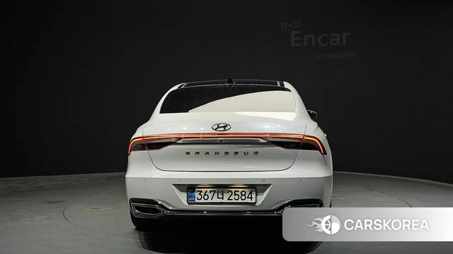 Hyundai The New Grandeur IG Hybrid id 4382801 из Кореи 14