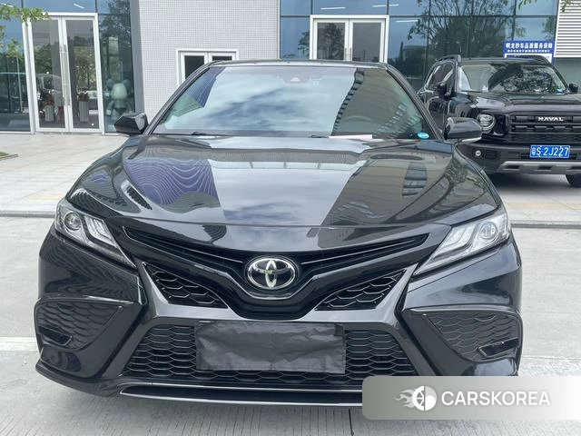 Toyota Camry 2023 Черный из Китая, фото 4