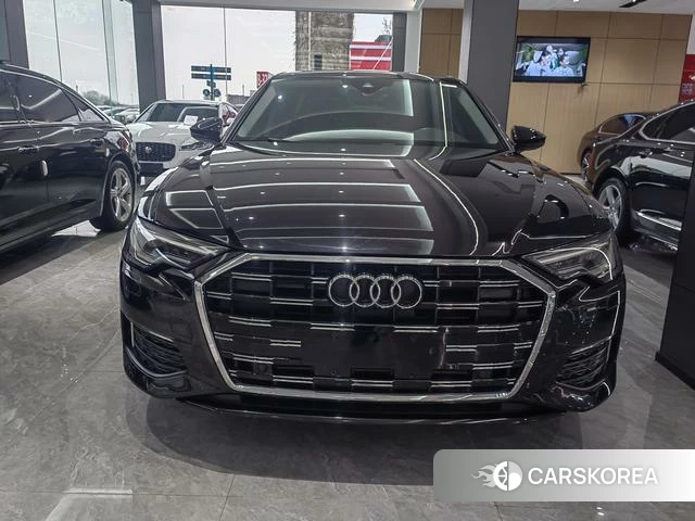 Audi A6L 2021 Черный из Китая, фото 4