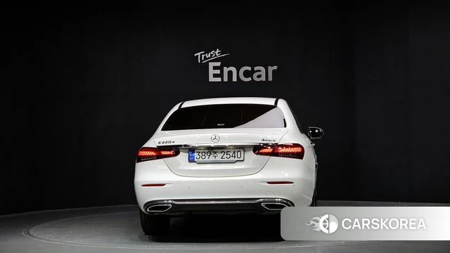 Mercedes-Benz E-Class W213 id 4280855 из Кореи 29