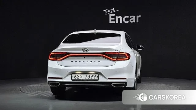 Hyundai Grandeur IG id 3210212 из Кореи 14