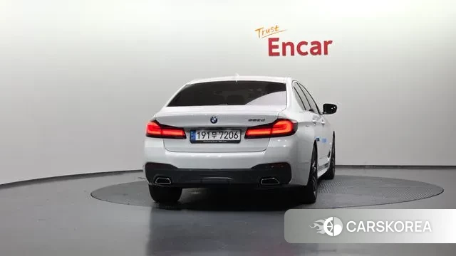 BMW 5 Series (G30) id 3022459 из Кореи 14