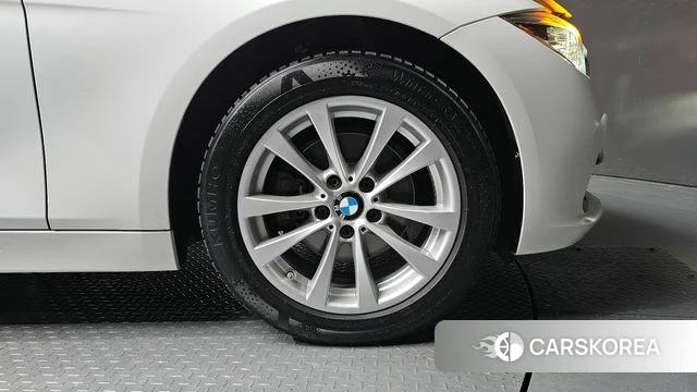 BMW 3 Series (F30) id 3796055 из Кореи 14