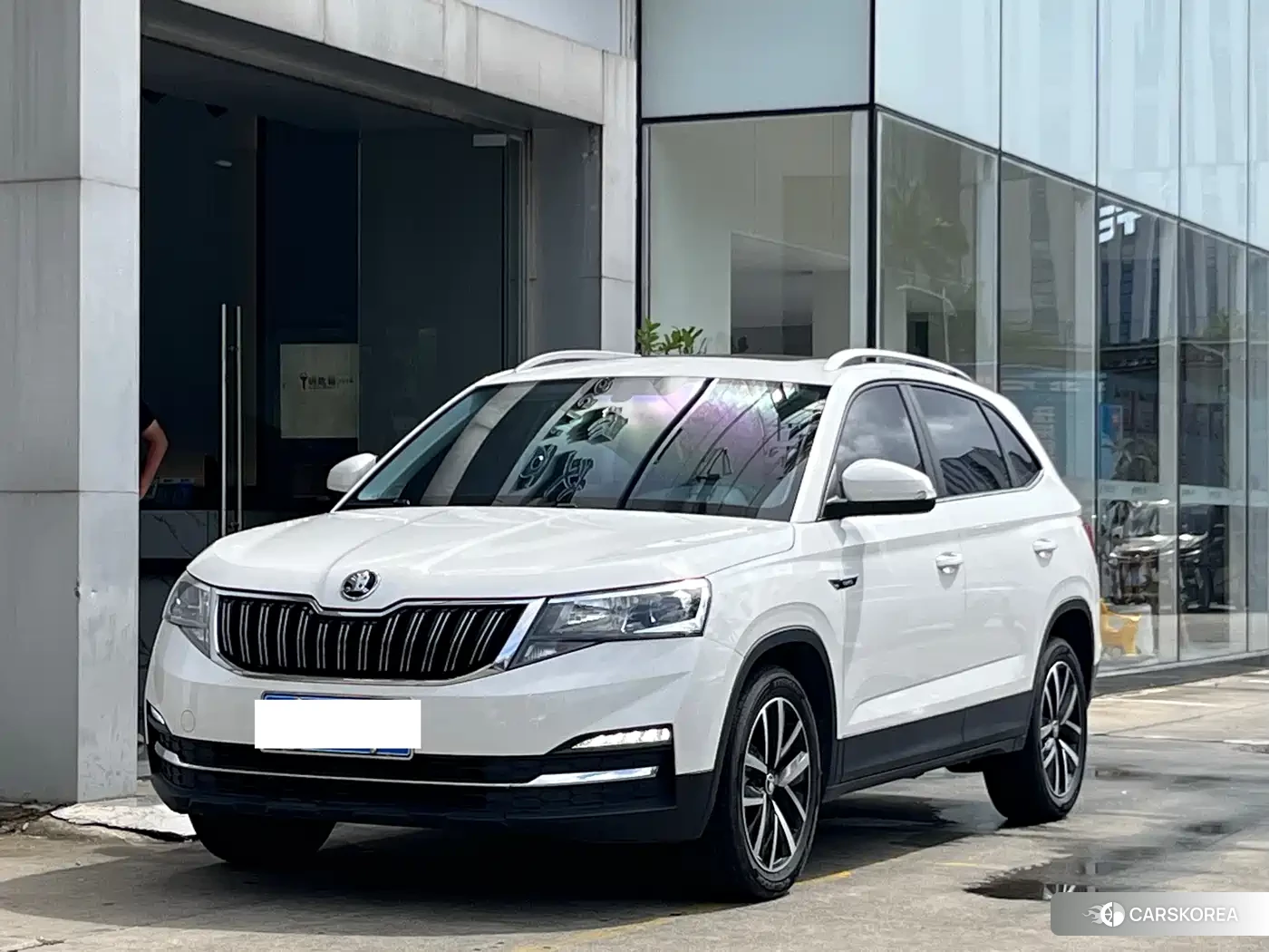 Skoda Komick 2022 Белый из Китая, фото 4